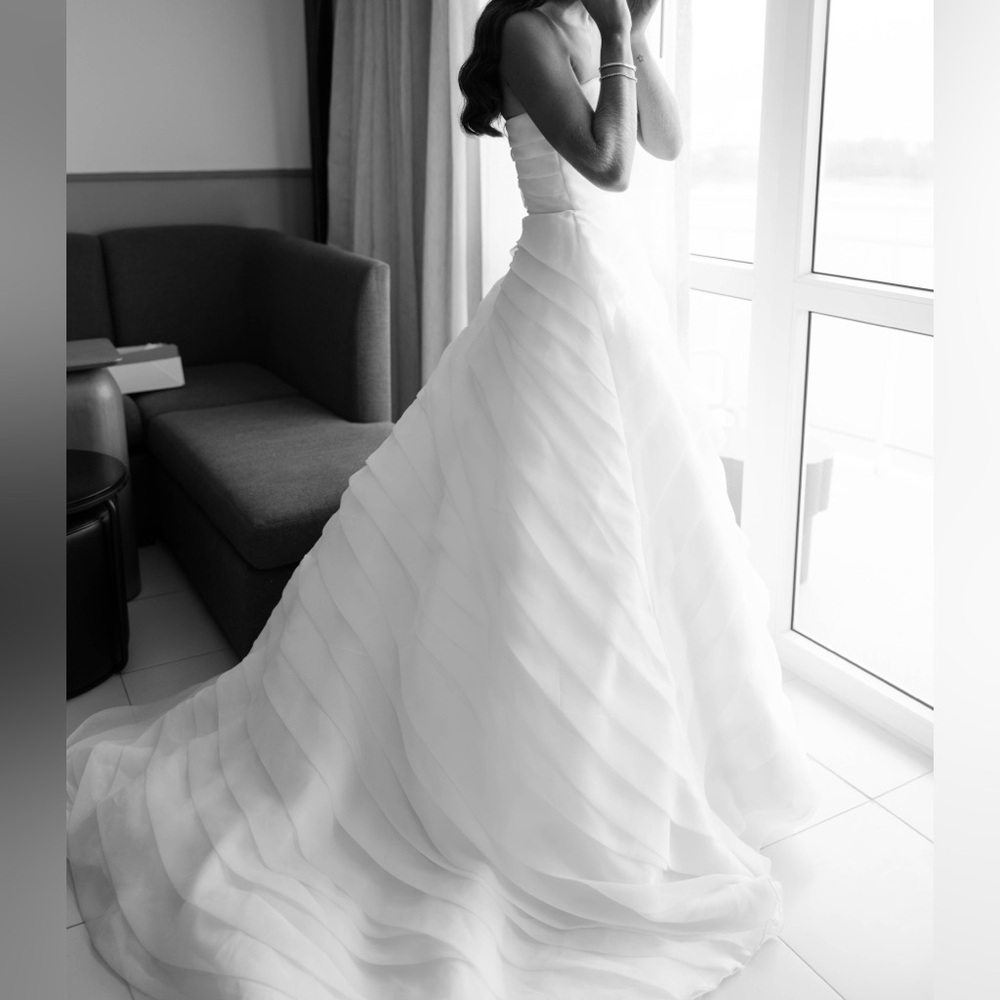 Vera Wang Tiana Wedding Dress